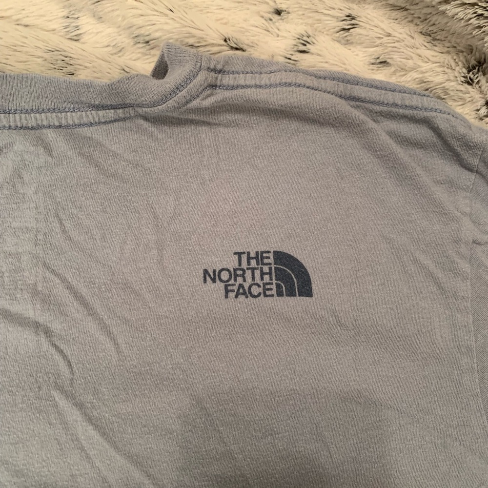 North Face Tee - Picture 4 of 4